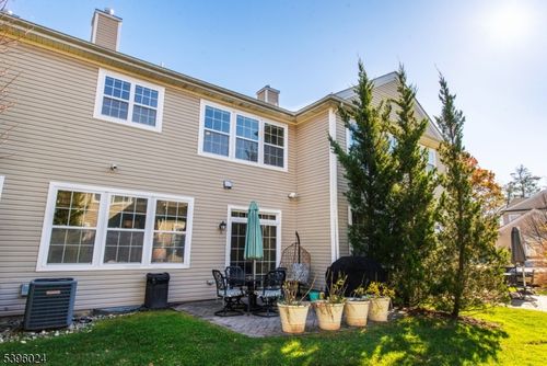 3 Mc Nish Way, West Caldwell, NJ, 07006-3800 | Card Image