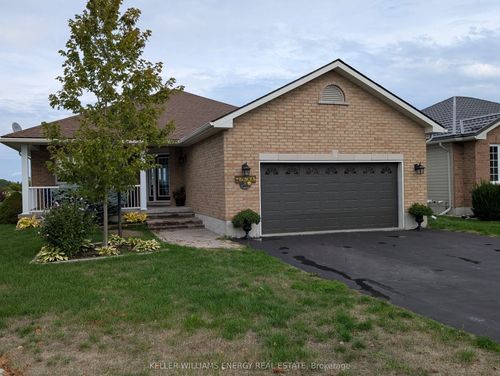 34 Mountgrove Cres, Wellington, ON, K0K3L0 | Card Image