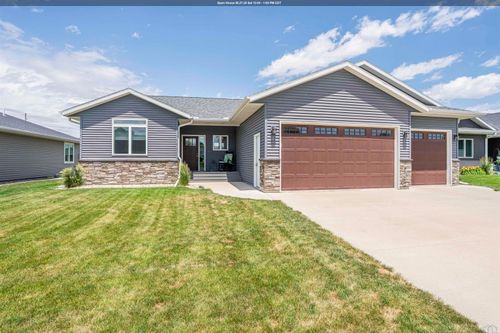 571 Prospect St Sw, Le Mars, IA, 51031-2714 | Card Image