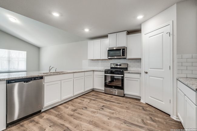 29523 Copper Gate, House other with 4 bedrooms, 3 bathrooms and null parking in Bulverde TX | Image 10
