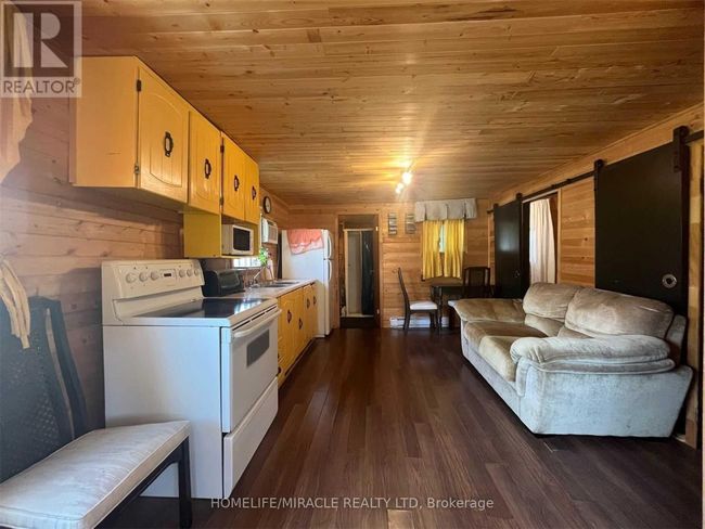 1-AND-2 - 211 Dunnette Landing Rd, House other with 9 bedrooms, 2 bathrooms and 10 parking in Roseneath ON | Image 8