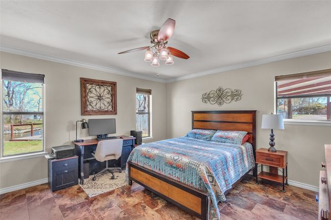 New Click Laminate Waterproof Flooring | Image 17