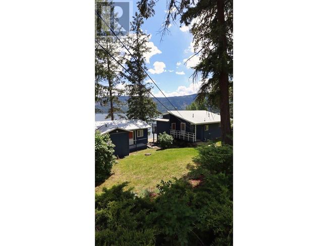 1065 Little Shuswap Lake Rd, House other with 2 bedrooms, 2 bathrooms and 8 parking in Chase BC | Image 11