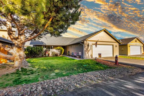 532 Se Ponderosa Dr, Madras, OR, 97741-2023 | Card Image