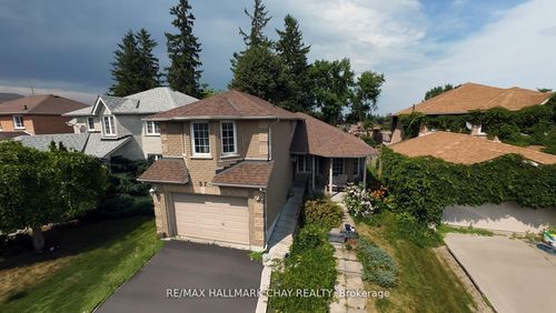 37 Loon Ave, Barrie, ON, L4N8W6 | Card Image