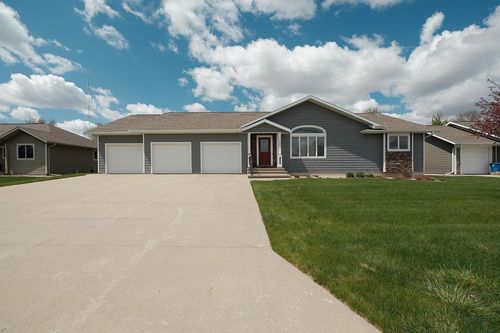 1773 4th Ave Se, Sioux Center, IA, 51250 | Card Image