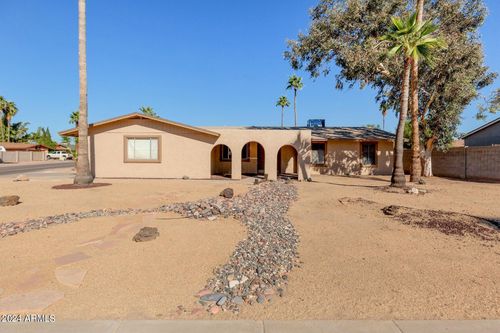 3468 E Hearn Rd, Phoenix, AZ, 85032-5367 | Card Image