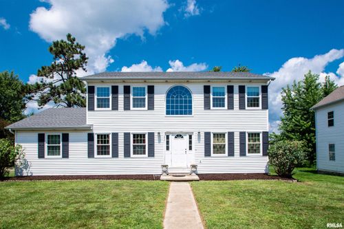 500 E North St, Danvers, IL, 61732-9289 | Card Image