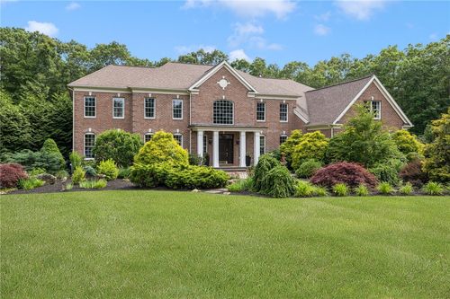 50 Judge Torres Ln, East Greenwich, RI, 02818-1160 | Card Image