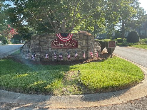101 Edens Oaks Ct, Six Mile, SC, 29682-4601 | Card Image