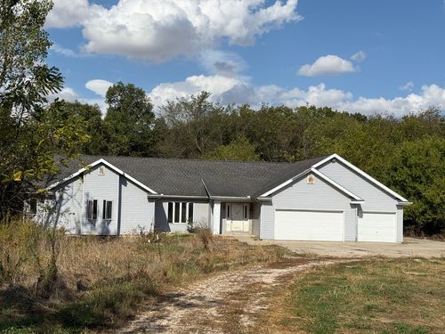 1977 N 35th Rd, Ottawa, IL, 61350-9474 | Card Image