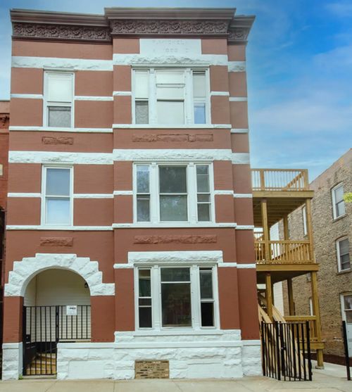 ch2-2163 N Bell Avenue, Chicago, IL, 60647 | Card Image