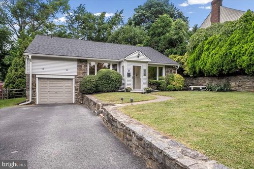 326 Glen Ridge Rd, HAVERTOWN, PA, 19083-2717 | Card Image