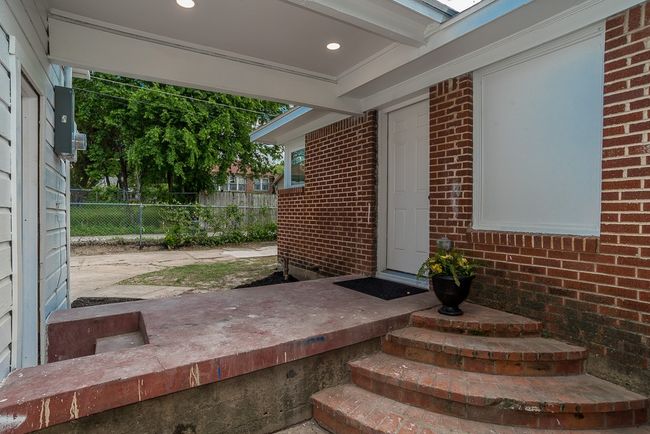 1721 Essex Ave, House other with 2 bedrooms, 1 bathrooms and null parking in Dallas TX | Image 24