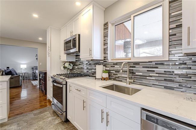 125 Woodlawn Ave, House other with 4 bedrooms, 2 bathrooms and 3 parking in Brantford ON | Image 21