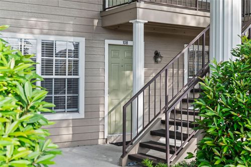 apt-108-108 Reserve Cir, OVIEDO, FL, 32765-8082 | Card Image