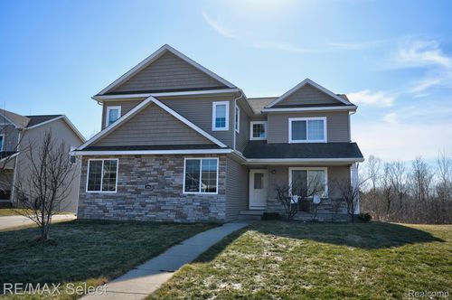4062 Oak St, Grand Blanc, MI, 48439-3453 | Card Image