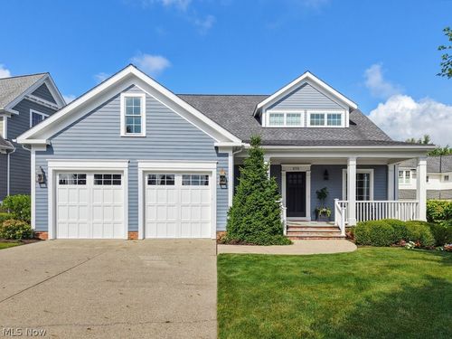 275 Falls Walk Way, Chagrin Falls, OH, 44022 | Card Image
