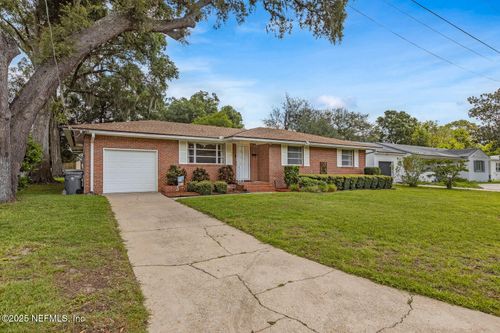 8355 Bordeau Ave N, Jacksonville, FL, 32211-6367 | Card Image