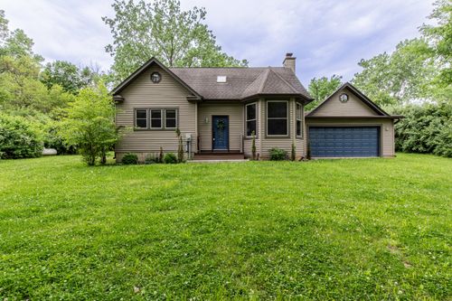 8 Birch Dr, Putnam, IL, 61560-9548 | Card Image
