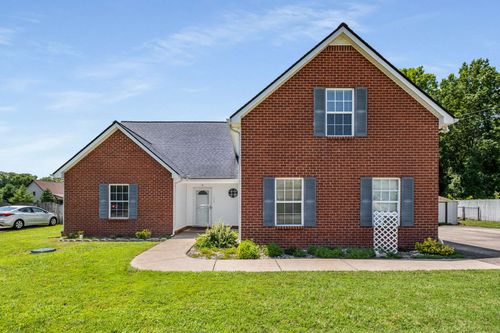 135 Centerrock Dr, Christiana, TN, 37037-5482 | Card Image