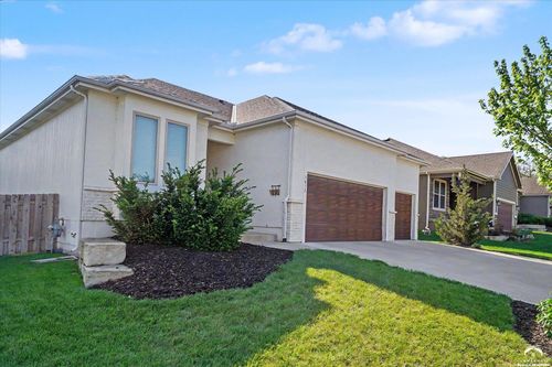 1612 Oak St, Eudora, KS, 66025-9215 | Card Image