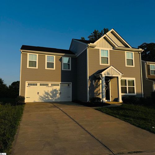 446 Hobson Way, Lyman, SC, 29365-9279 | Card Image