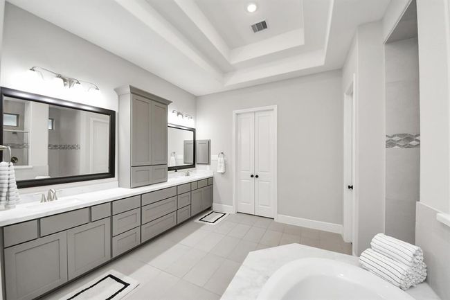 12813 N Palomino Lake Cir, House other with 4 bedrooms, 4 bathrooms and 3 parking in Cypress TX | Image 38