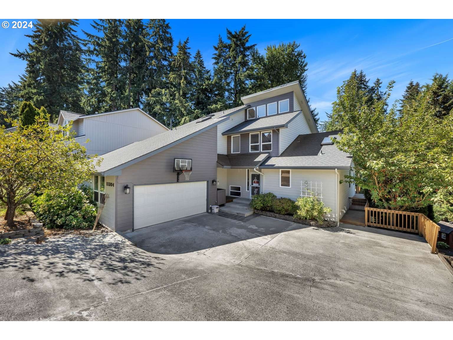 9th Ave, Vancouver, WA 98685