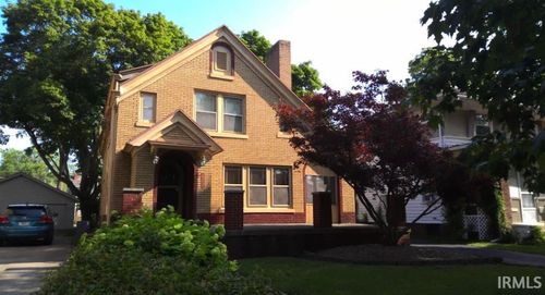 226 N Seminole Cir, Fort Wayne, IN, 46807-2865 | Card Image