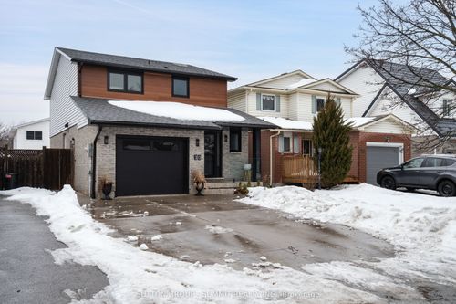 30 Buchanan Cres, Thorold, ON, L2V4M5 | Card Image
