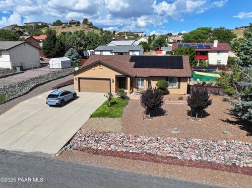 10784 E Oxbow Dr, Dewey-Humboldt, AZ, 86327-5311 | Card Image