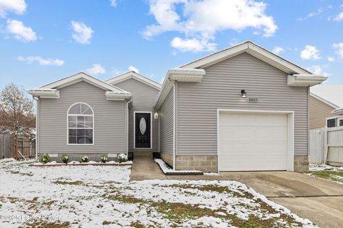 8817 Woodpointe Blvd, Louisville, KY, 40219-5835 | Card Image