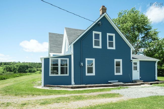 10353 Marble Mountain Rd, House other with 4 bedrooms, 2 bathrooms and 4 parking in Orangedale NS | Image 4
