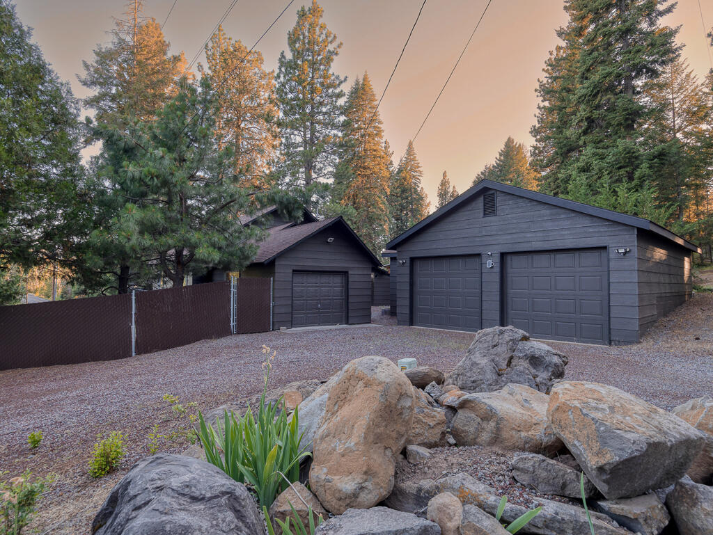 Forest Park Ln, Klamath Falls, OR 97601