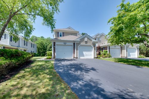 a-1869 Pebble Beach Cir, Elk Grove Village, IL, 60007-2718 | Card Image