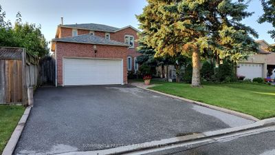 6 Gurr Cres, House other with 3 bedrooms, 4 bathrooms and 6 parking in Ajax ON | Image 2