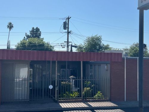 1524 N West Ave, Fresno, CA, 93728-1353 | Card Image