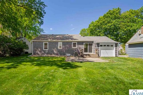 123 Thayer Avenue, Mankato, MN, 56001 | Card Image