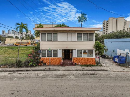 29 Sw 9th Ave, Miami, FL, 33130-1113 | Card Image