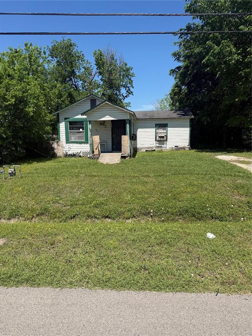 2416 Hampton St, Houston, TX, 77088-4612 | Card Image