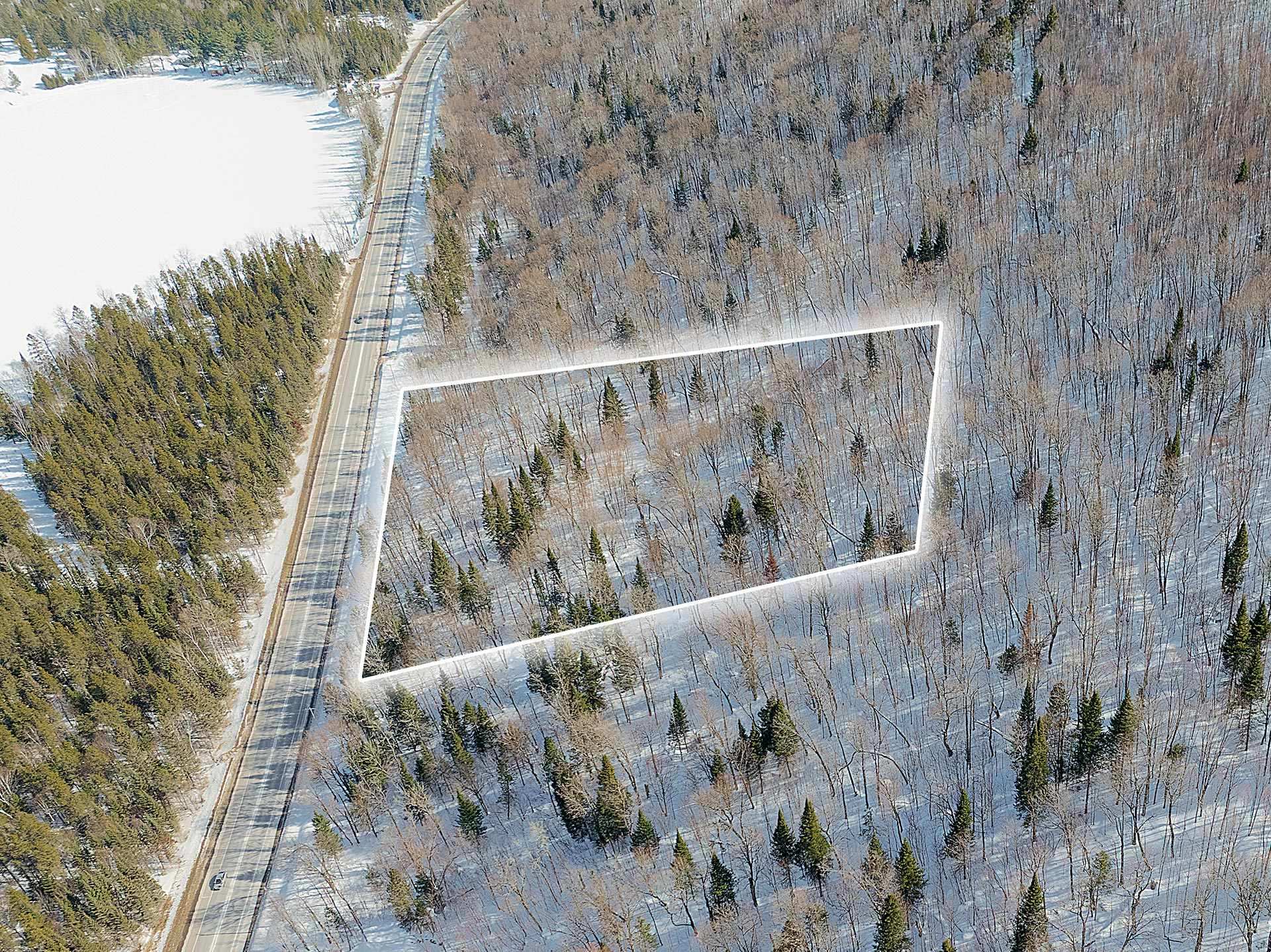 Land in Rivière-Rouge 2