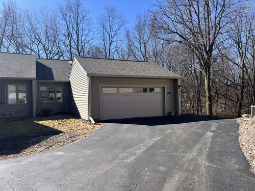 17-466 44th Avenue Ct, East Moline, IL, 61244-4253 | Card Image