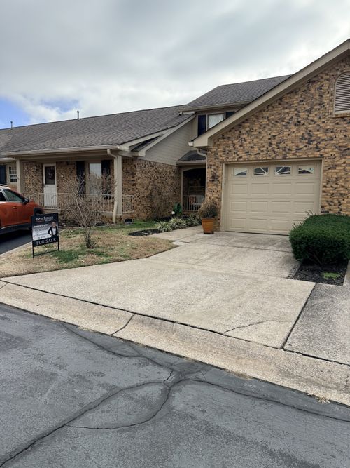 309 Kingswood Ct, Clarksville, TN, 37043-4732 | Card Image