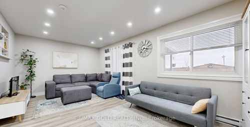 12 Glencastle Sq, Brampton, ON, L6S2H8 | Card Image