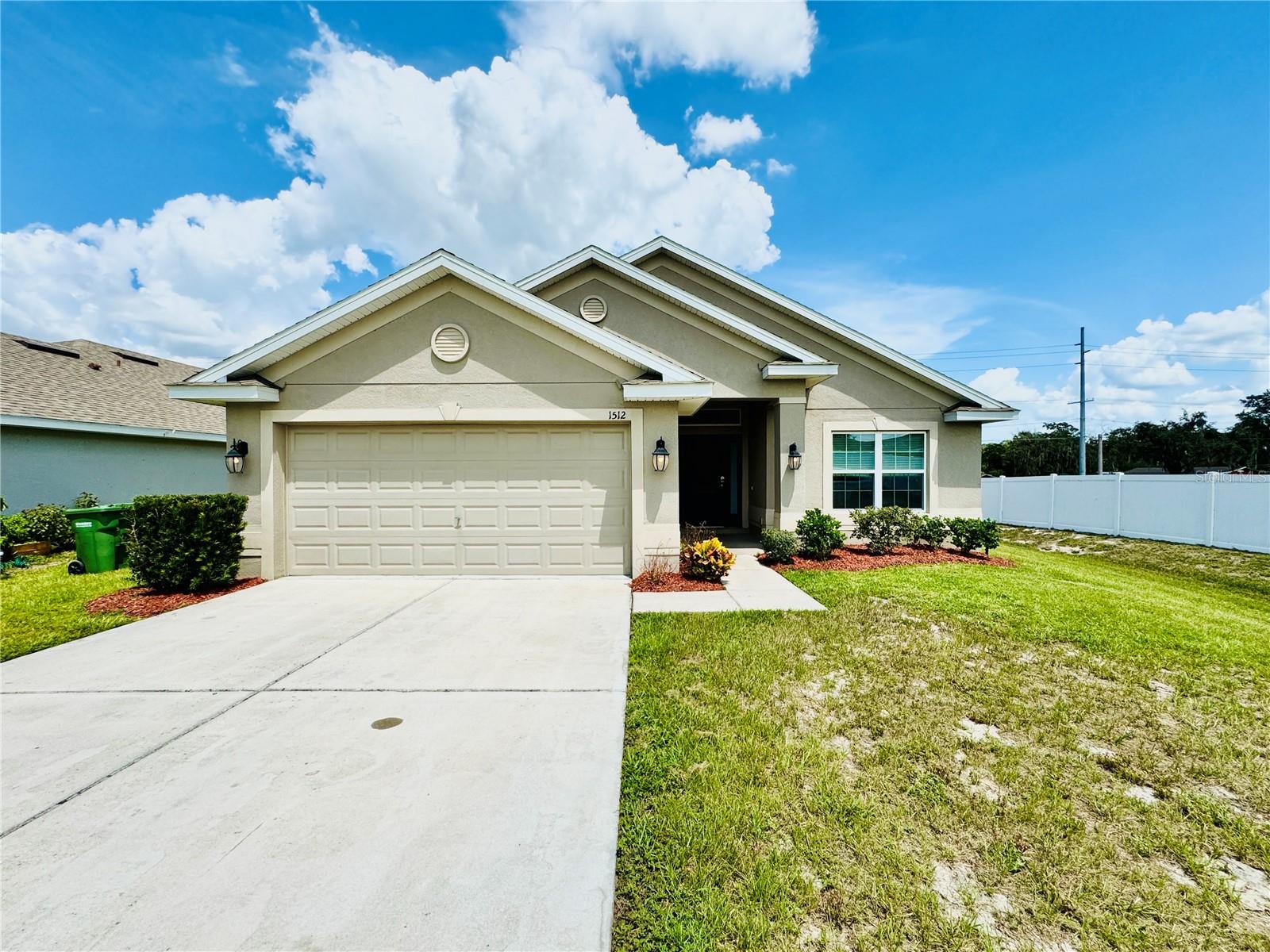 Grey Eagle Ln, Winter Haven, FL 33881
