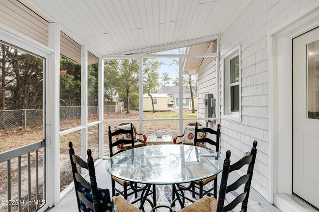 114 Nw 14 Th St, House other with 3 bedrooms, 2 bathrooms and null parking in Oak Island NC | Image 31