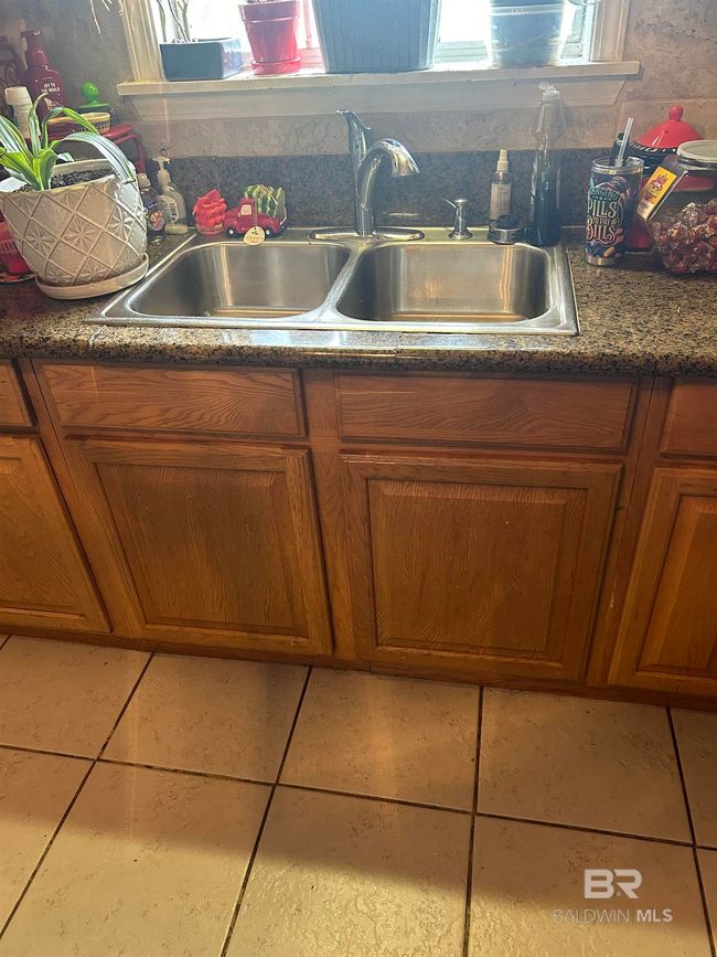 Kitchen | Image 5