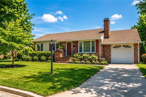 170 Spaulding Dr, Newport News, VA, 23602-4925 | Card Image