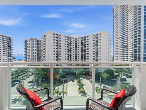 718-3000 S Ocean Dr, HOLLYWOOD, FL, 33019-2821 | Card Image